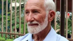 Ifoto ya Dr Ken Elliott