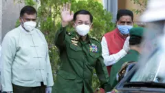 ในแถลงการณ์ของกองทัพเมียนมาอ้างว่าสื่อบางสำนักตีความคำกล่าวของ พล.อ. อาวุโส มิน อ่อง หล่าย ผู้บัญชาการทหารสูงสุดเมียนมา เรื่อง "จำเป็นต้องยกเลิกรัฐธรรมนูญ" ผิดไป