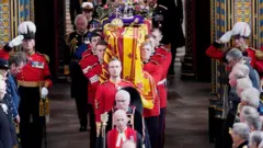 sahrana kraljice Elizabete Druge