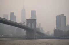Una vista panorámica de Nueva York que muestra la mala calidad del aire