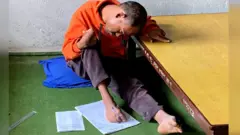 एसईई दिइरहेका हरिप्रसाद बुढाथोकी।
