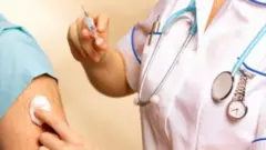 آزمایش دوگانه؛ تزریق ترکیبی واکسن‌های کرونا