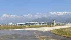 పోఖరా ఎయిర్‌పోర్టు