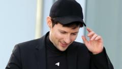 ФСБ Павел Дуровду террорчулукка көмөктөшүүгө айыптады. Буга "Дайвинчик" таанышуу чат-боту негиз болгон