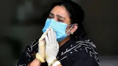 మృతుల కుటుంబీకులు