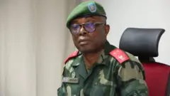 Umuvugizi wa FARDC Jenerali Majoro Sylvain Ekenge