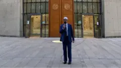 الأذان لأول مرة في مكبرات مساجد ألمانيا لمؤازرة المسلمين بمواجهة كورونا