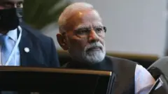 मोदी