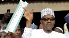 Shirin Ra'ayi Riga na wannan makon ya tafka muhawara ne kan amincewar da Majalisar Dattijan Najeriya ta yi cewa hukumar zaɓe (INEC) za ta iya aikawa da sakamakon zaɓe ta intanet.