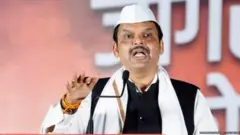 देवेंद्र फडणवीस