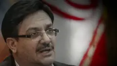 فساد مالی در ایران؛ اینترپل رئیس پیشین بانک سرمایه را به ایران تحویل داد