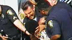 الثغرة القانونية التي تمكن الشرطة الأمريكية من تفادي العقاب