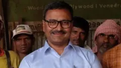 వీధి వ్యాపారుల నుంచి సంపన్నుల వరకు భరత్ పారేఖ్ ద్వారా పాలసీలు పొందారు