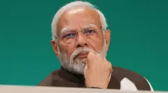नरेंद्र मोदी 