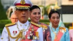 மன்னர் வஜ்ரலாங்கோர்ன்