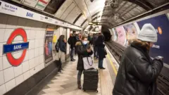 Londra koronavirüs