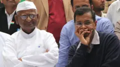 அன்னா ஹசாரே-அரவிந்த் கேஜ்ரிவால்