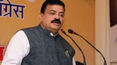 भास्कर जाधव