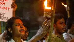 জ্বালানি তেলের দাম বৃদ্ধি প্রতিবাদে ঢাকায় বিক্ষোভ, ০৬/০৮/২০২২