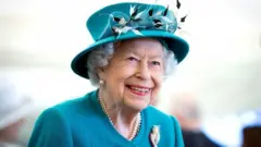 Britain"s Queen Elizabeth visits the Edinburgh Climate Change Institute at the University of Edinburgh, as part of her traditional trip to Scotland for Holyrood Week, in Edinburgh, Scotland, Britain July 1, 2021.
