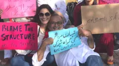 عورت مارچ کراچی