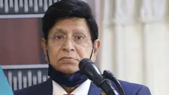 বাংলাদেশের পররাষ্ট্র মন্ত্রী এ কে আবদুল মোমেন