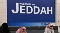 لافتة ترحيب بالزائرين في جدة