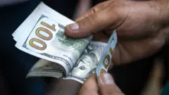 قیمت دلار در ایران