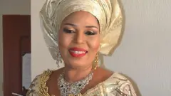 Toyin Afọlayan