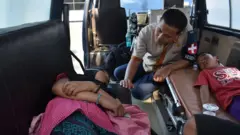 Perawatan kesehatan pengungsi Wamena