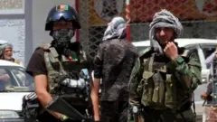Патруль правительственных силовиков. Падение Шибаргана - большой удар для них