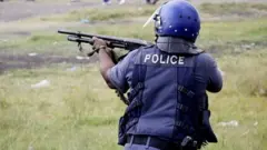 olọpaa South africa