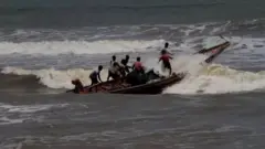 কোস্ট গার্ড ও নৌবাহিনীর সঙ্গে জেলেদের শতাধিক ট্রলার উদ্ধার অভিযানে যোগ দিয়েছে।