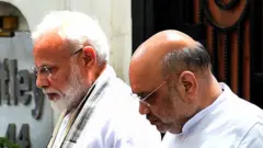 నరేంద్ర మోదీ, అమిత్ షా (2019 ఆగస్టు 27వ తేదీన తీసిన చిత్రం)
