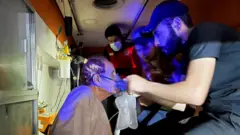 اخلاء مرضى من مستشفى ابن الخطيب