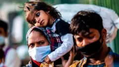 వలస కూలీలు