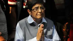 கிரண் பேடியை