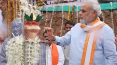 2010માં ટાઇમ કૅપ્સ્યૂલને જમીનમાં ઉતારવામાં આવી