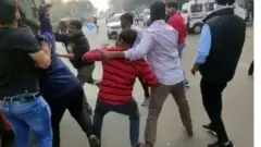 என்எஸ்யுஐ மற்றும் ஏபிவிபிக்கு இடையே ஏற்பட்ட மோதல்