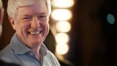 बीबीसी महानिदेशक टोनी हॉल