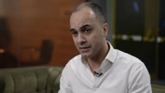 BBC Farsca, Məcid Əfşar