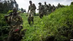 Abarwanyi ba M23 bagenda mu misozi ya DR Congo mu kwa 11/2012