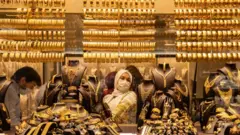 Altın fiyatları neden yükseliyor?