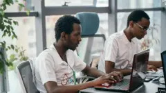 Dargaggoota kompitar irra jiran