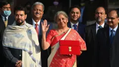 நிர்மலா சீதாராமன்