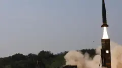 사진은 현무-2가 발사되는 모습