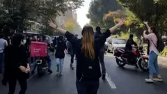 إيران