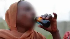 Wata tana shan kayan sa maye