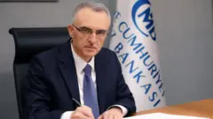 TCMB'nin yeni başkanı Naci Ağbal yönetiminde ilk faiz kararı bugün açıklandı