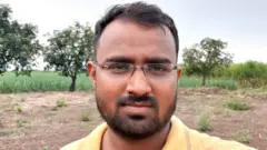 स्वप्निल ढवळे